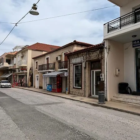 2 Seas Brand New 20m From The Sea Διαμέρισμα