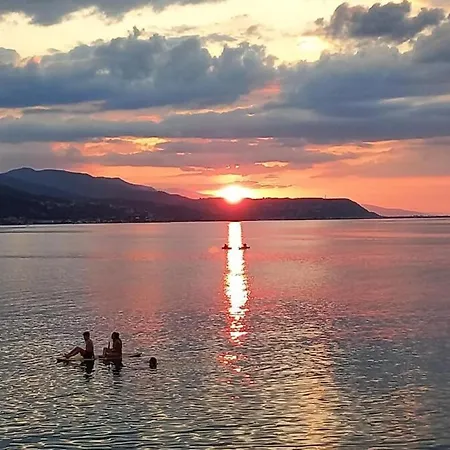 Διαμέρισμα 2 Seas Brand New 20m From The Sea *
